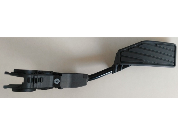 SUZUKI YRA油门踏板